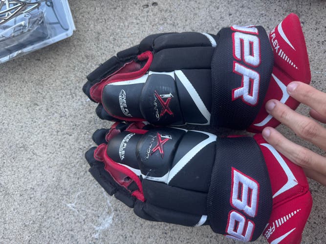 Used Bauer Vapor 1X Player Gloves Size 15