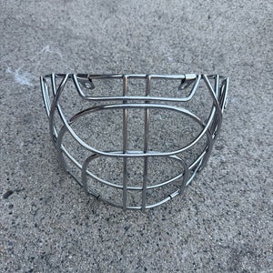 Used Bauer Certified Cat Eye Cage