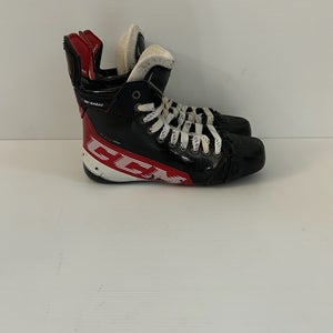 Used R: 8.75 L: 7.75 Regular Senior CCM JetSpeed FT4 Pro Hockey Skates Pro Stock *Boot Only*