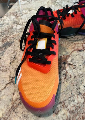 Adidas D.O.N Issue 2 Size 8.5 Men’s Basketball shoe sneakers
