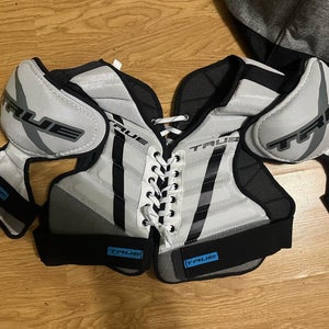 True hockey Retro shoulder pads
