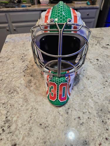 Bauer Profile 940 Non-Certified Cat Eye Goalie Mask - Senior