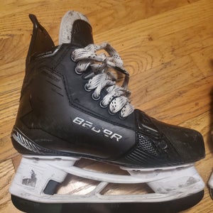 2024 Bauer Supreme Shadow Hockey Skates Wide Width Size 4