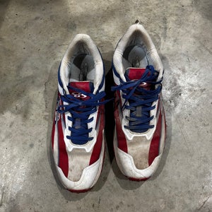 White Unisex Size M 12.0 (W 13.0) Adult Boombah Shoes (Used)
