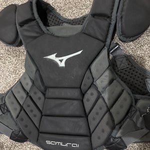 Mizuno Samurai Catcher's Chest Protector (Used)