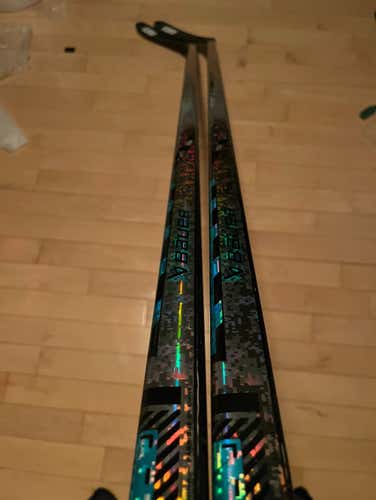 New 2 PACK Senior Bauer Twitch P92 70 Flex Left Handed Hockey Sticks