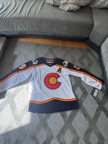 Nathon Mackinnon Reverse Retro Jersey