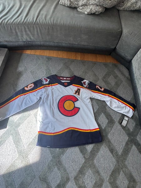Nathon Mackinnon Reverse Retro Jersey