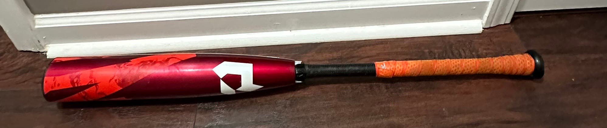 DeMarini Zoa Composite USSSA Certified Bat  (-5) 26 oz 31" (Used)