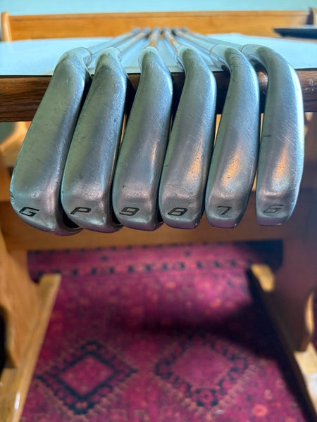 Men's Top Flite AERO Right Handed Clubs (Full Set) Regular Flex 6 Pieces (Used)
