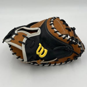 Pro issue Wilson a2000 M1D 33.5 catchers mitt baseball glove