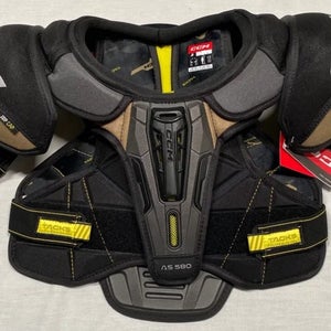 NEW CCM Tacks AS580 Shoulder Pads, Jr Small