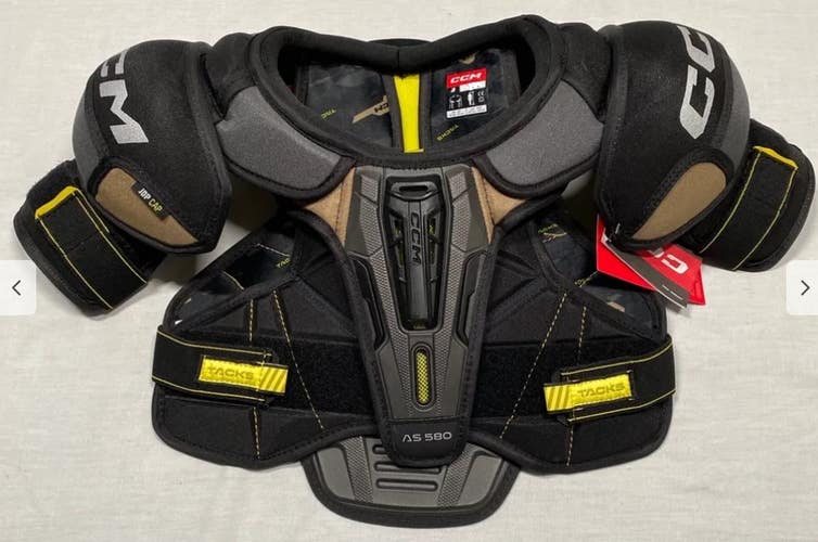 NEW CCM Tacks AS580 Shoulder Pads, Jr Small
