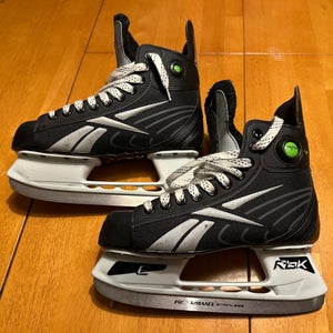 Reebok pump 4K hockey skates 4.5