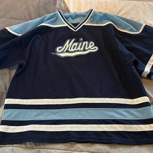 Used Umaine Goalie Jersey - #30