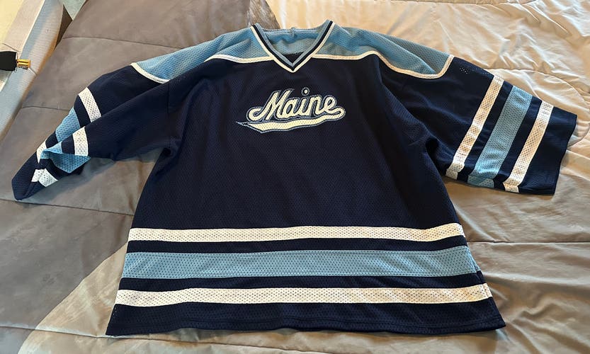 Used Umaine Goalie Jersey - #30