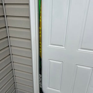 Intermediate Bauer Supreme UltraSonic Left Hand Hockey Stick P28 (Used)