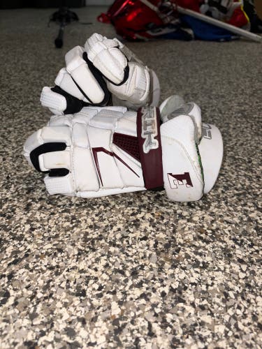 Maverik M4 Lacrosse Gloves 13" (Barely Used)