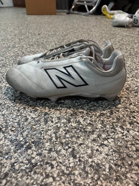 Size M 9.0 New Balance Burn X4 Cleats (Used)