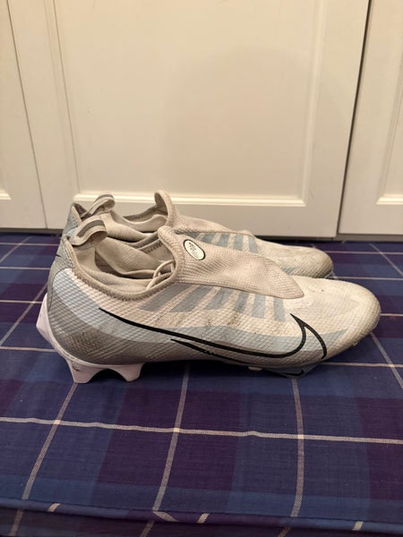 Size M 12.0 Nike Vapor 360 PRO Cleats (Used)