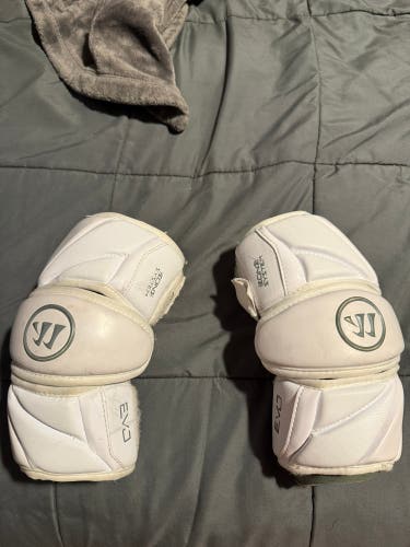 Medium Adult Warrior Evo Pro Arm Pads (Used)