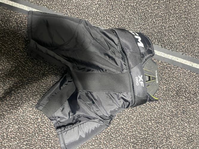 Youth Large CCM Tacks XF Pro Hockey Pants (Used)