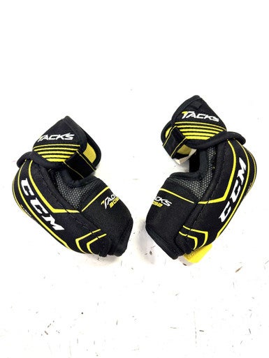 Used CCM 3092 TACKS Junior Elbow Pads SM 11860-S000296247