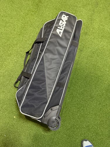 All-star Pro Wheeled Catchers bag all star