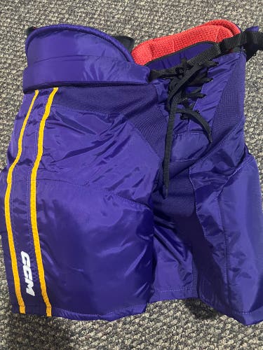 Men's Large Senior CCM HP45 Hockey Pants Pro Stock (Used)