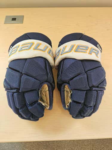 Long Island University Bauer Vapor X Gloves 13" Pro Stock (Used)