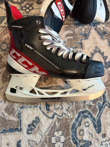 CCM Hockey Skates 9 (Used)