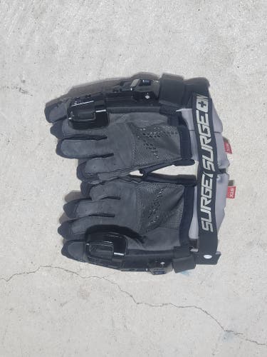 STX Surgeon RZR2 Goalie Gloves Large 13" (Used)