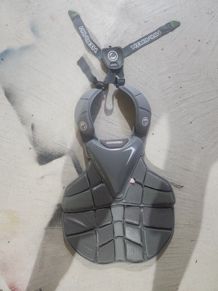 L/XL Maverik Max EKG Goalie Chest Protector (Used)