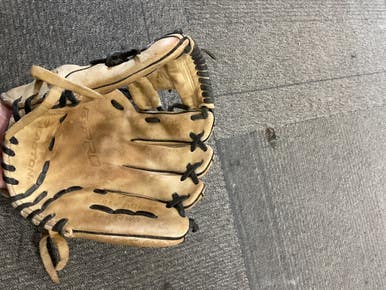 Used Easton E-PRO BB/SB Glove RH Throw Brown 11 1/4" 11614-S000219569