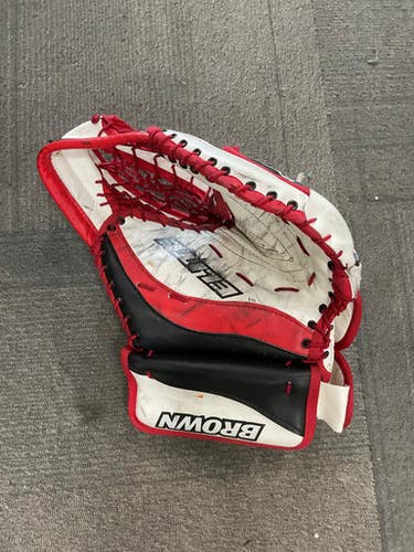 Used BROWN ELITE CATCHER Senior Goalie Catcher White/Red/Navy 11614-S000219561