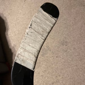 Youth Bauer Right Handed Hockey Stick P92 (Used)