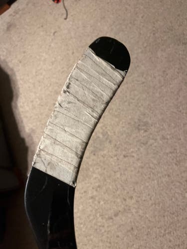 Youth Bauer Right Handed Hockey Stick P92 (Used)