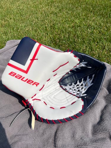 Bauer Hyperlite/ Shadow Regular Pro Stock (Used)