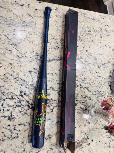 2025 Combat MFG Spec A1 Alloy BBCOR Certified Bat (-3) 30 oz 33" (New)