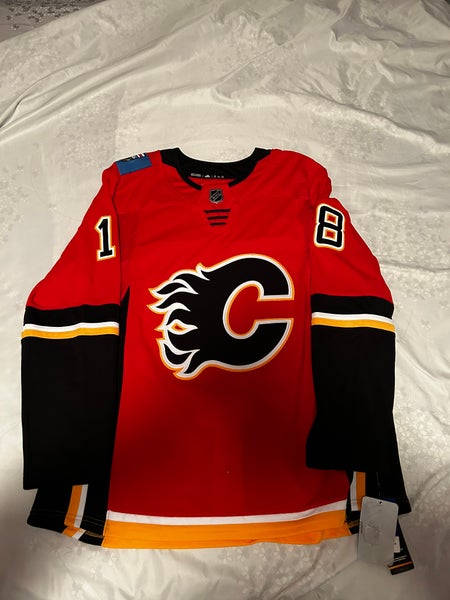James Neal Calgary Flames Jersey - Adidas - Men’s Large - WITH TAGS