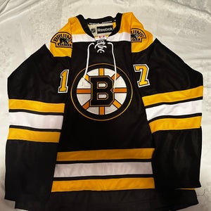 Boston Bruins Milan Lucic Jersey - Reebok - Medium