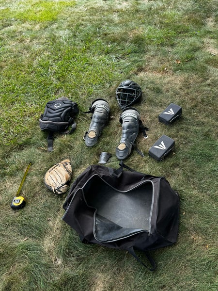Intermediate Easton Jen schro Catcher's Combo (Used)