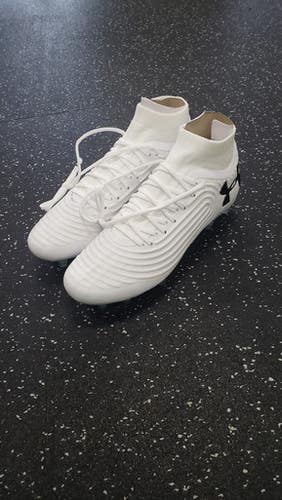 Used Under Armour Soccer Cleats White Senior 8 11849-S000030715