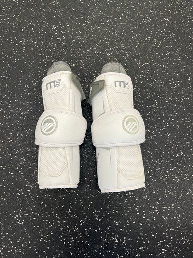 Used Maverik M5 Lacrosse Shoulder Pads White LG 11849-S000030694