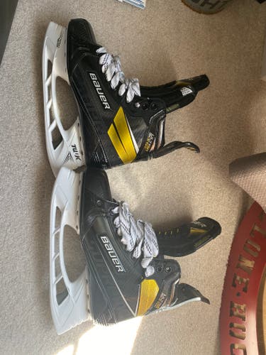Bauer Supreme UltraSonic Hockey Skates 9.5 (New)