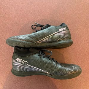 Black Unisex Size M 7.0 (W 8.0) Nike Mercurial Superfly Indoor Cleats (Used)