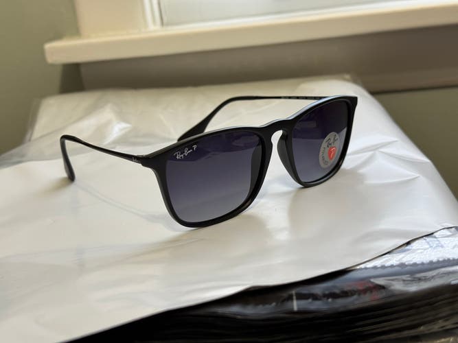 Ray-ban Chris 54mm Polarized Unisex