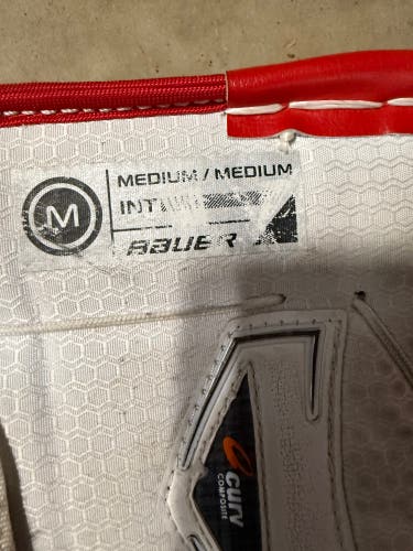 Medium 2022 Bauer Goalie Leg Pads (Used)