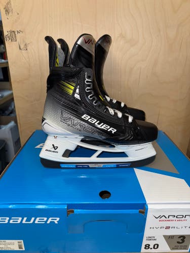 Bauer Vapor Hyperlite 2 Hockey Skates  8 (New)