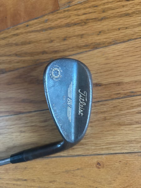 Men's Titleist Vokey Right Handed Wedge Wedge Flex 56 Degree Graphite/Steel Shaft (Used)